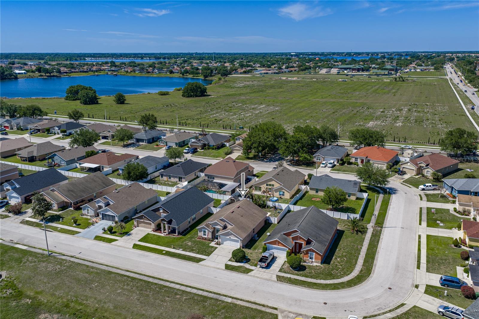 CRESCENT VIEW - Residential