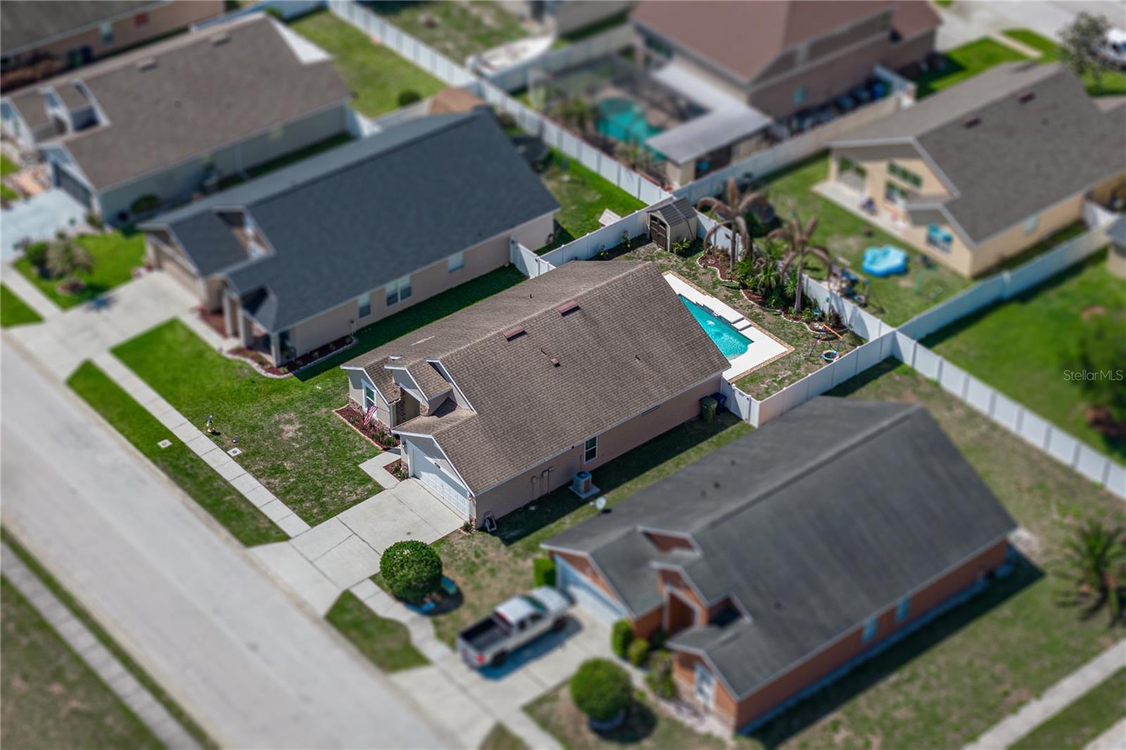 CRESCENT VIEW - Residential
