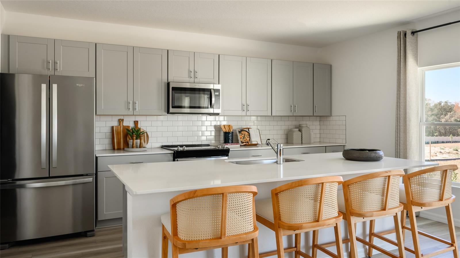 PASADENA LANDING - Residential