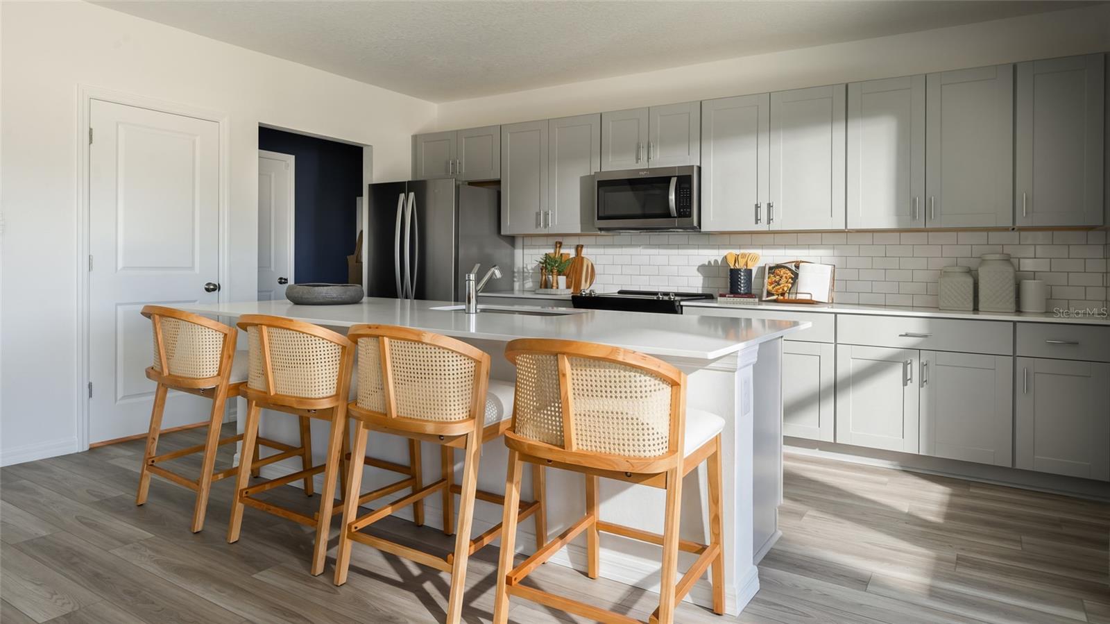 PASADENA LANDING - Residential