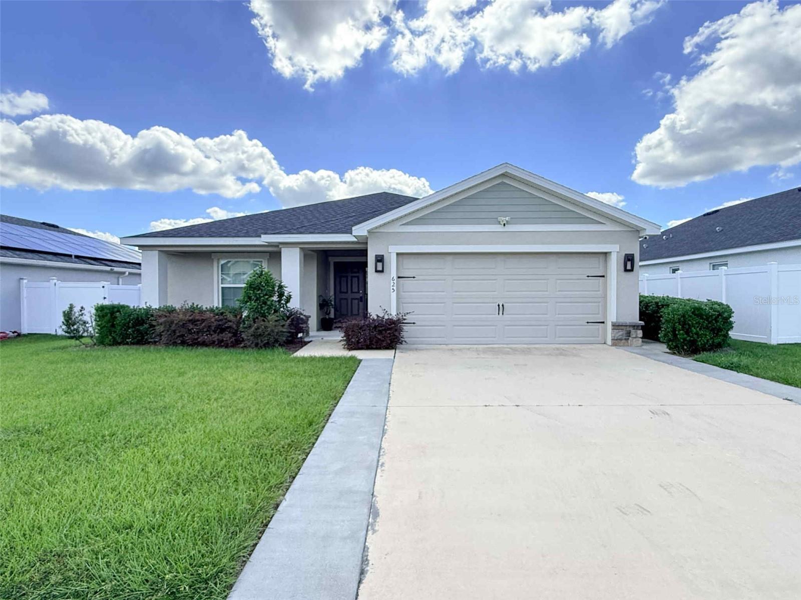 AUBURN COVE - Residential