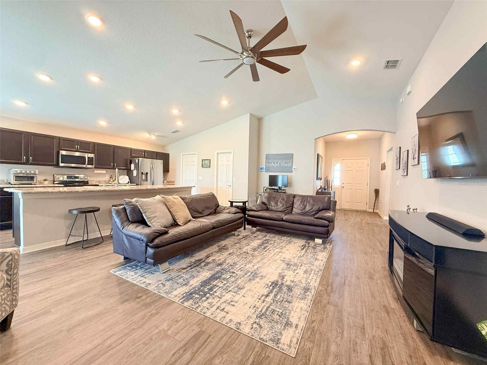 AUBURN COVE - Residential