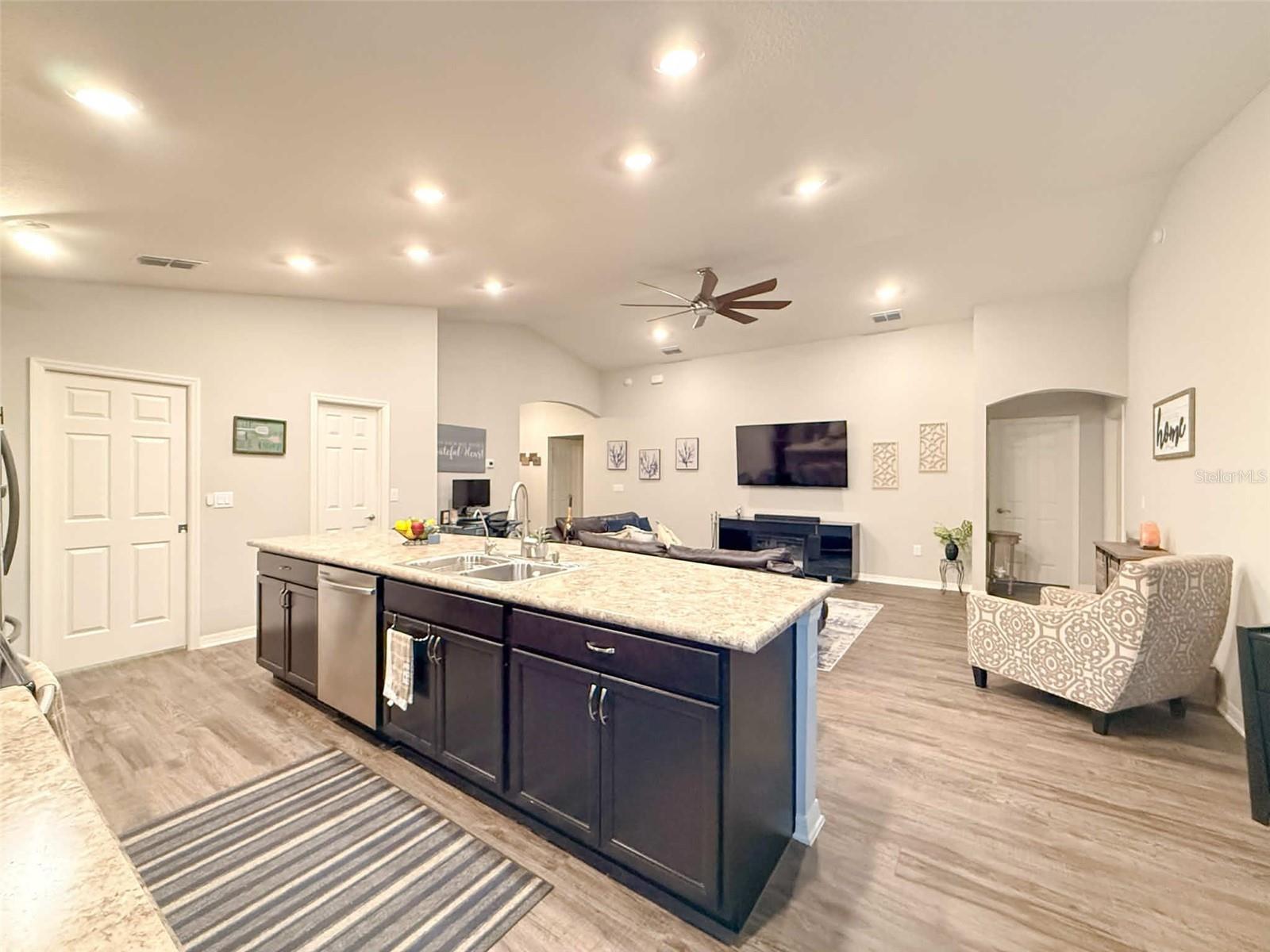 AUBURN COVE - Residential