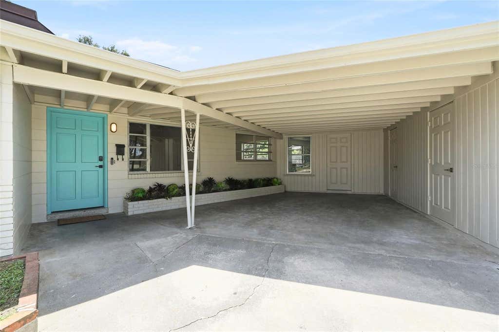 Photo of 4404 Marilyn Avenue, Orlando, FL 32812 (MLS # O6433887)