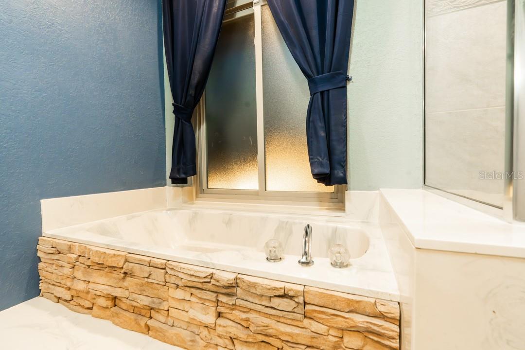 PINE RIDGE UNIT 03 - Residential