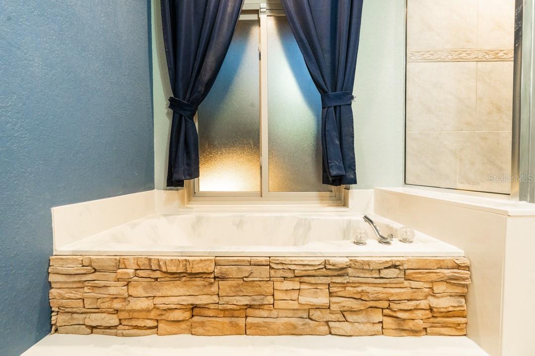 PINE RIDGE UNIT 03 - Residential