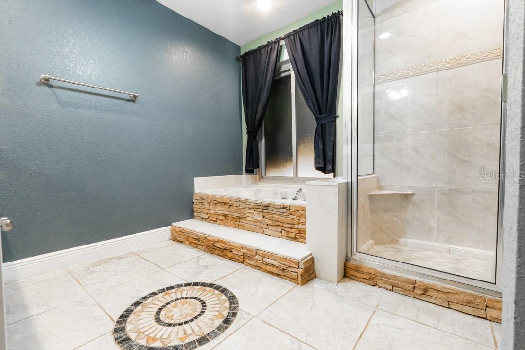 PINE RIDGE UNIT 03 - Residential