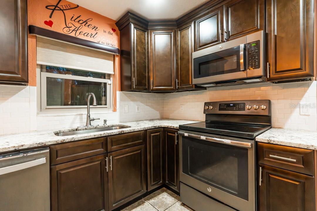 PINE RIDGE UNIT 03 - Residential