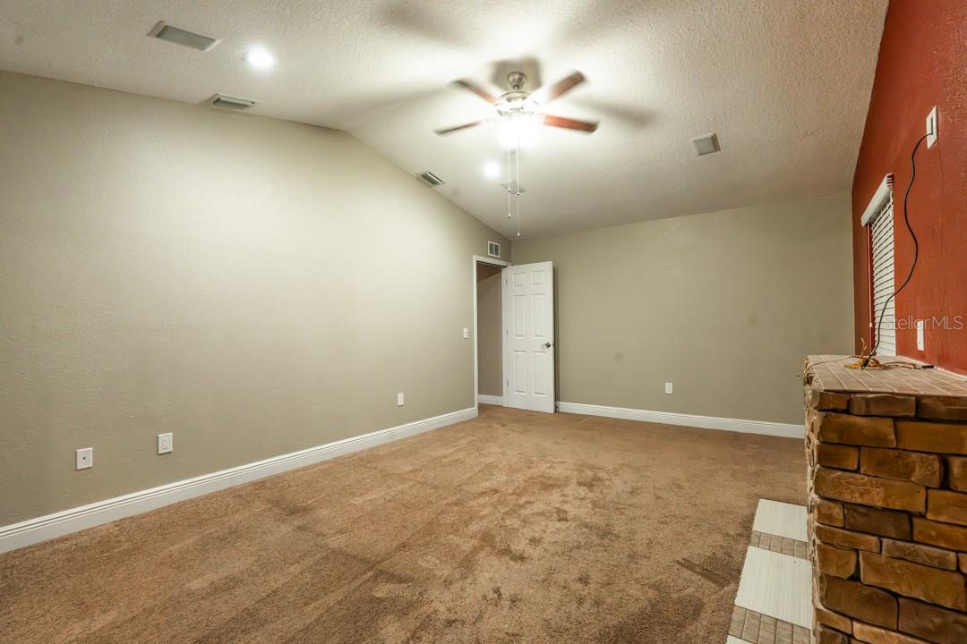 PINE RIDGE UNIT 03 - Residential