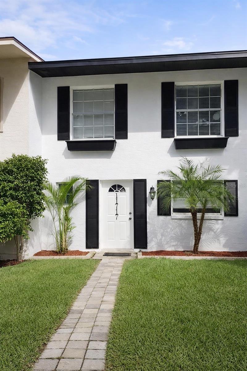 CARROLLWOOD PINES - Residential Lease