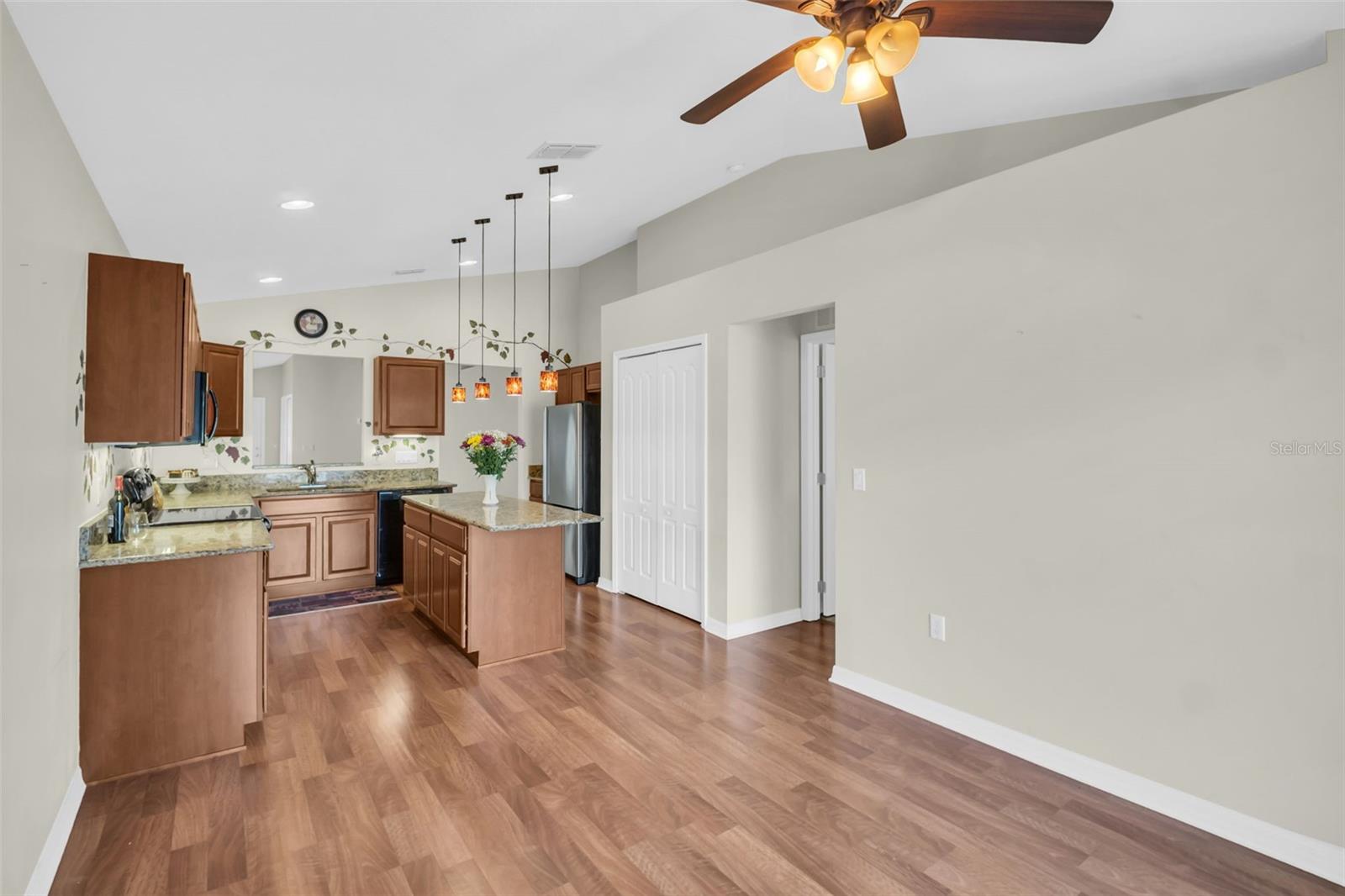 GILLETTE GROVE - Residential