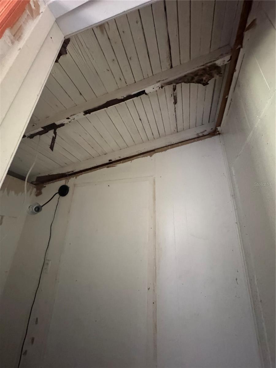 907 GWENDOLYNN STREET