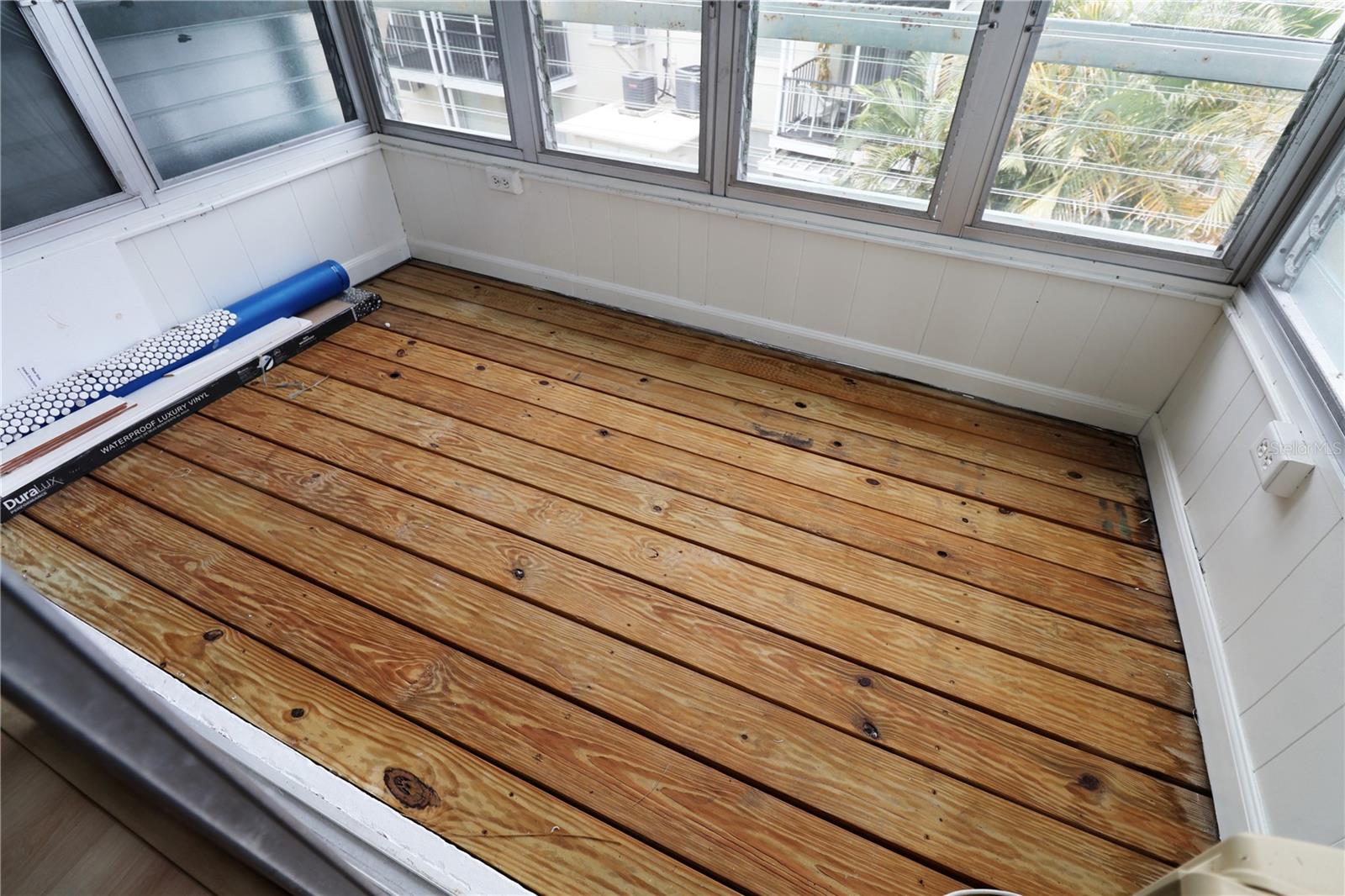 SECOND BAYSHORE CONDOMINIUM - Residential