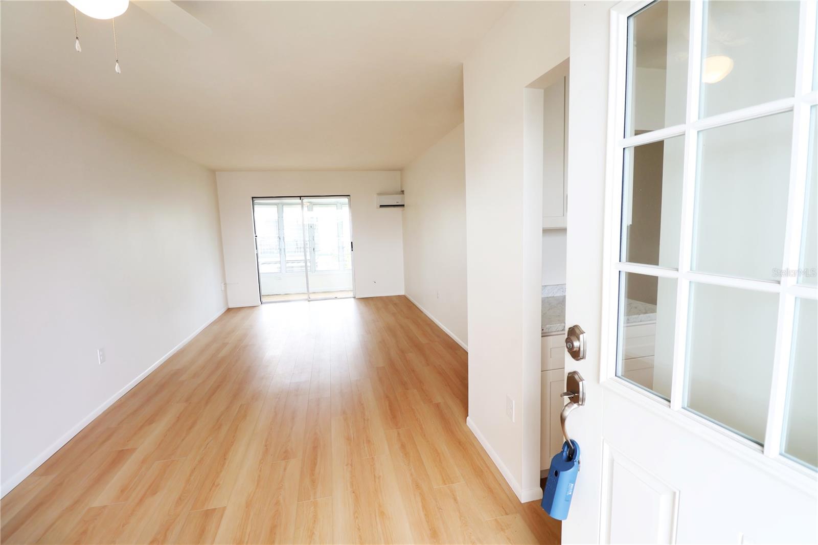 1880 SUNNY DRIVE F35