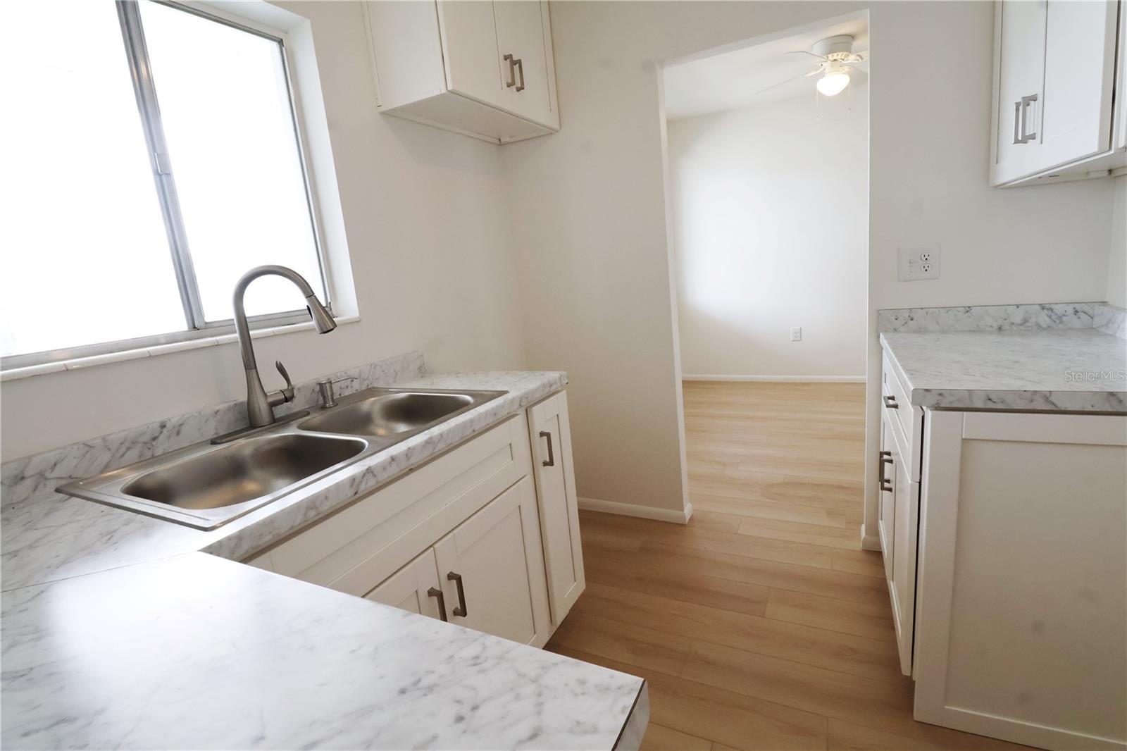 1880 SUNNY DRIVE F35