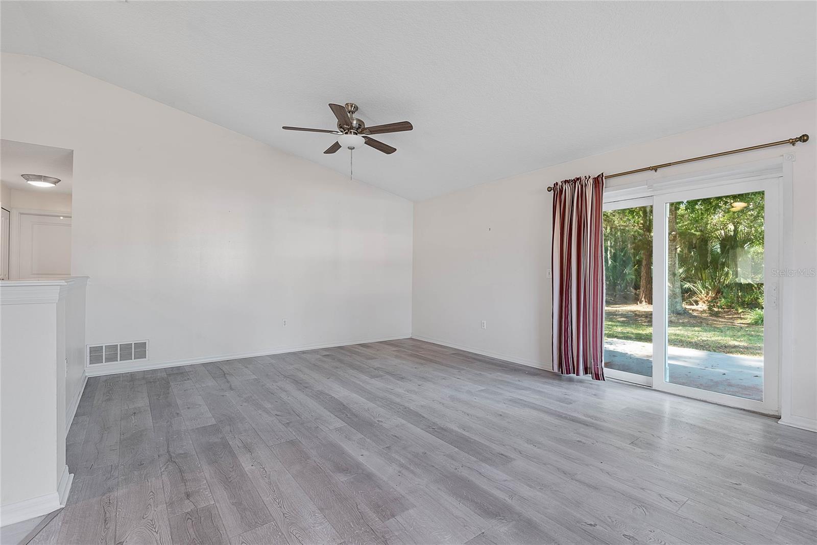 85 BIRD OF PARADISE DRIVE