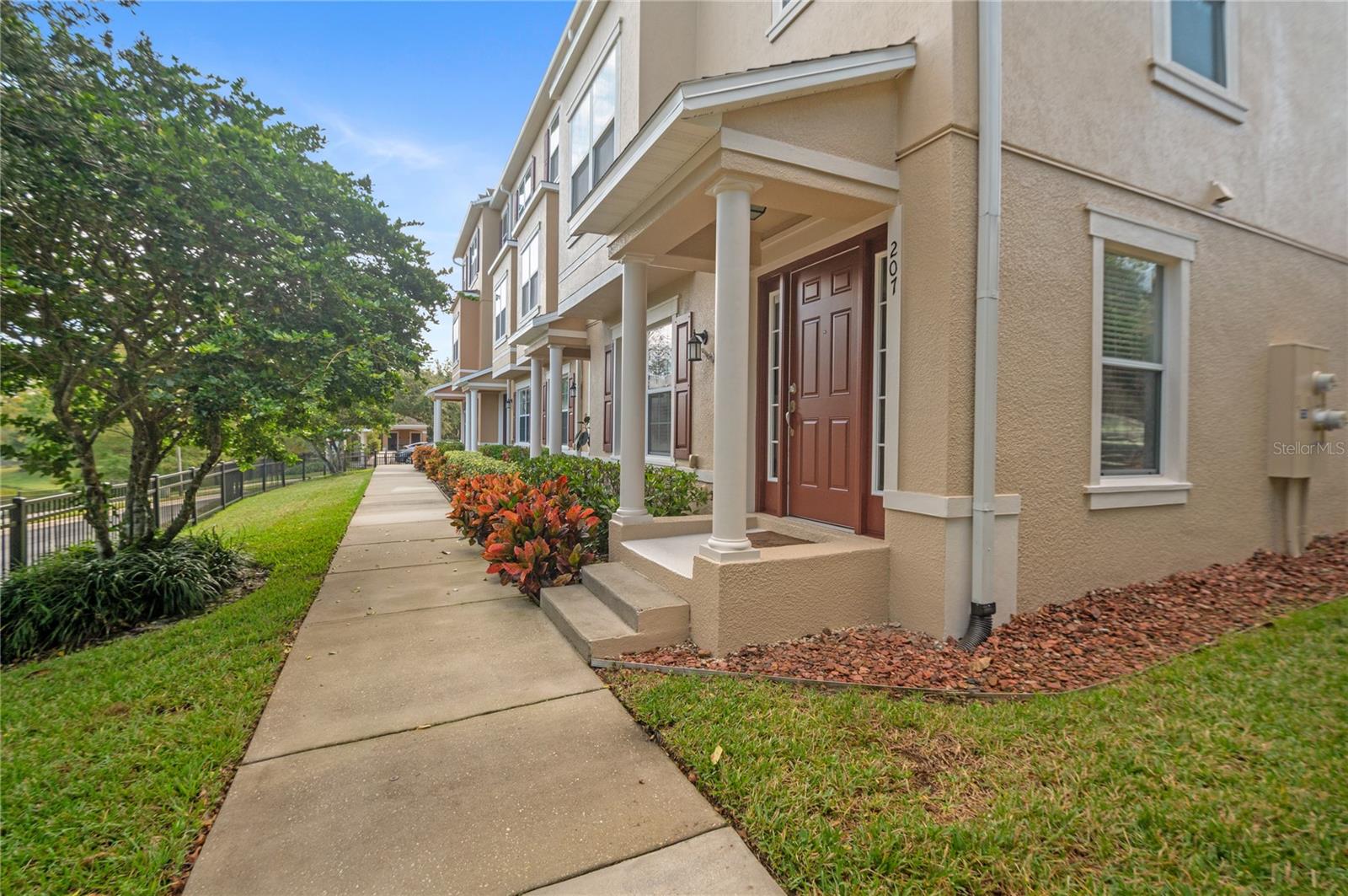 207 MAPLEBROOK DRIVE