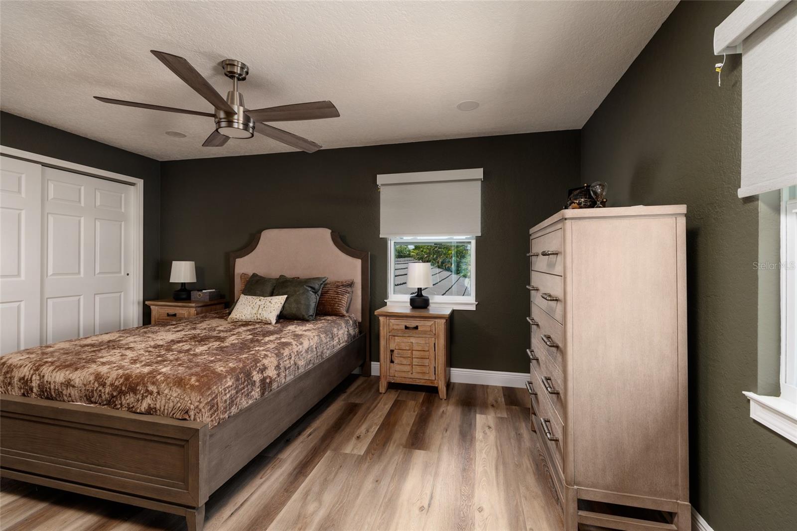 SHORE ACRES OVERLOOK SEC - Residential