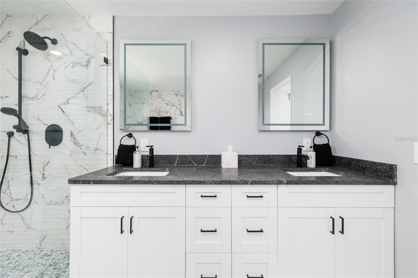 SHORE ACRES OVERLOOK SEC - Residential