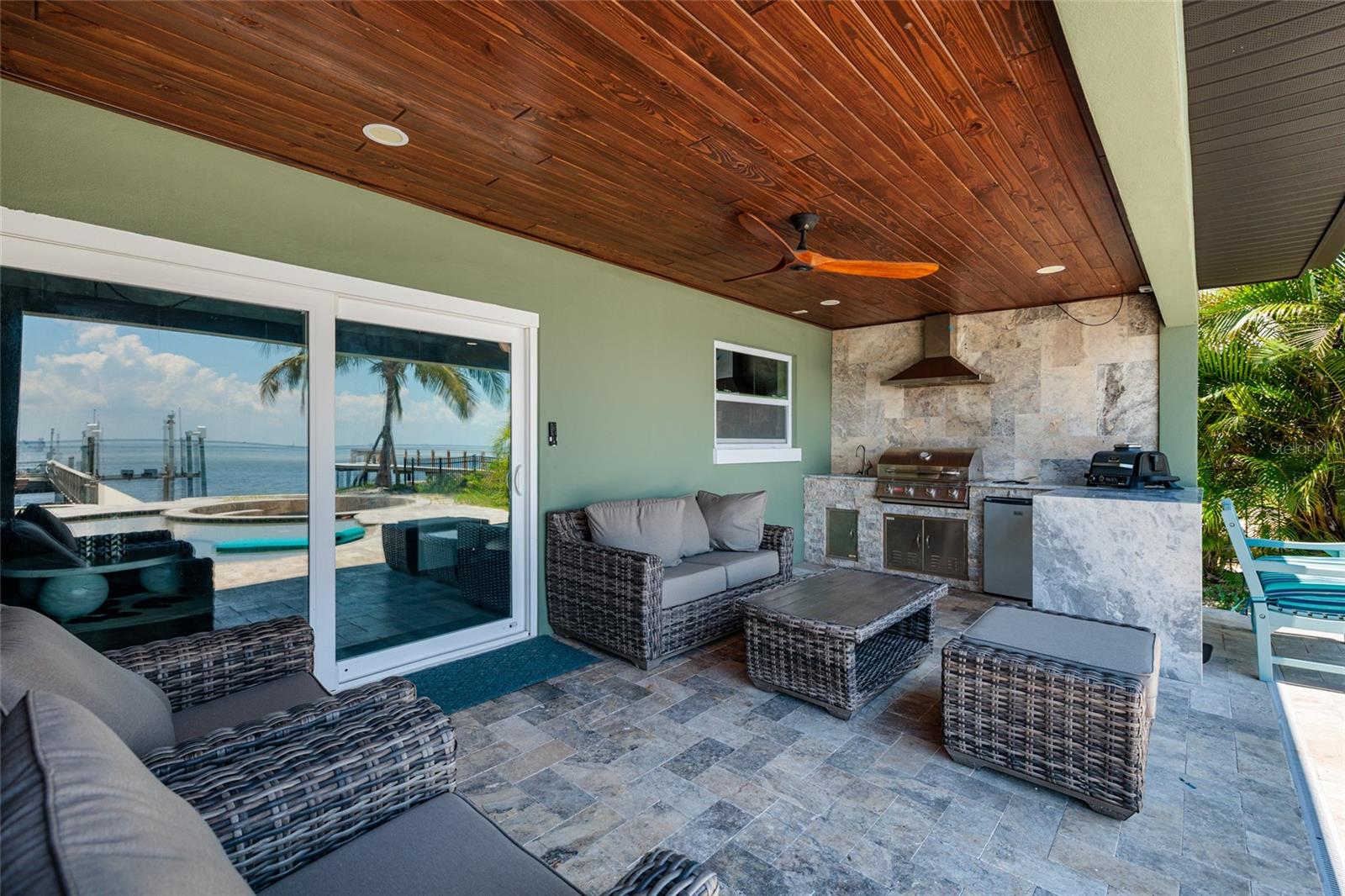 SHORE ACRES OVERLOOK SEC - Residential