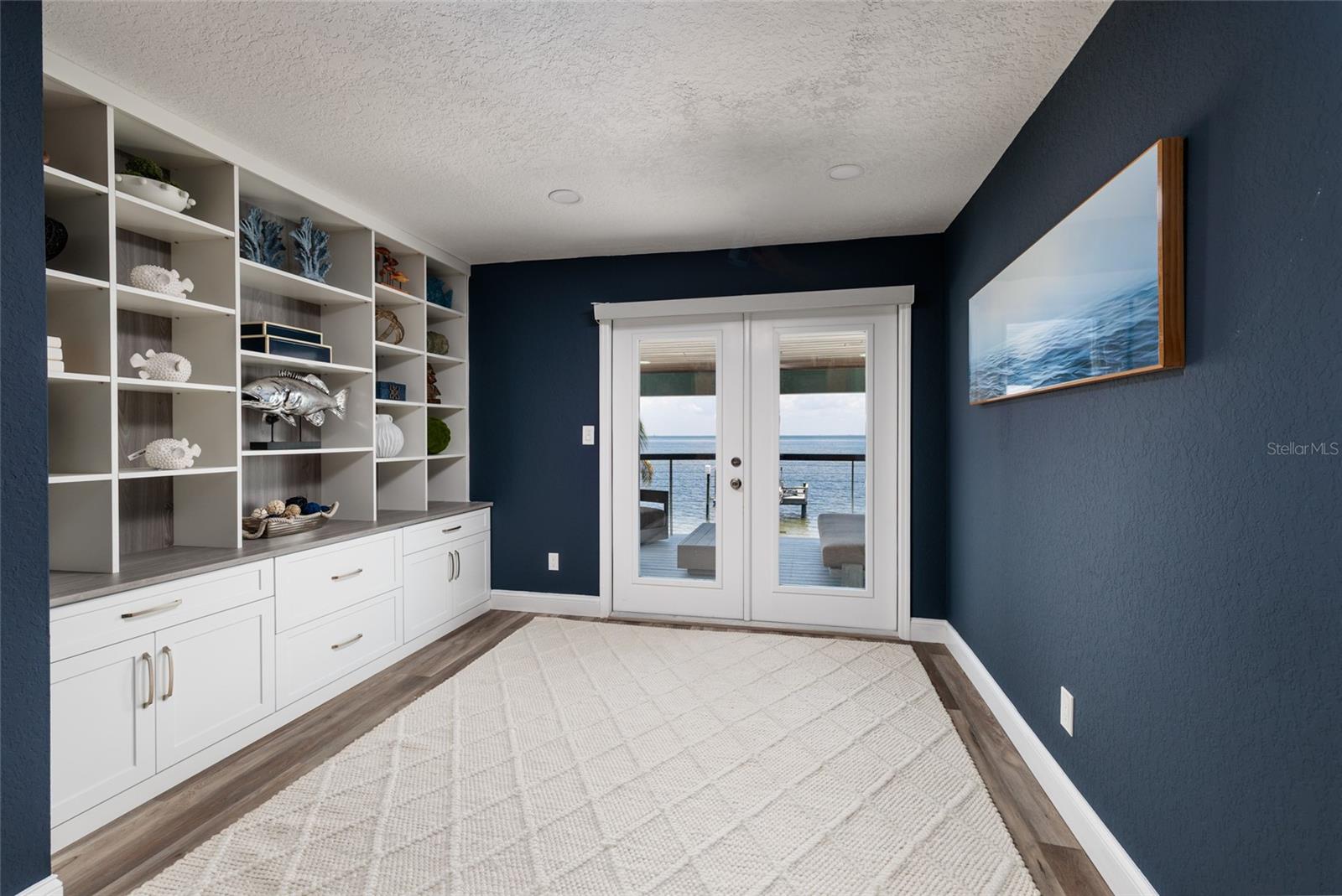 SHORE ACRES OVERLOOK SEC - Residential