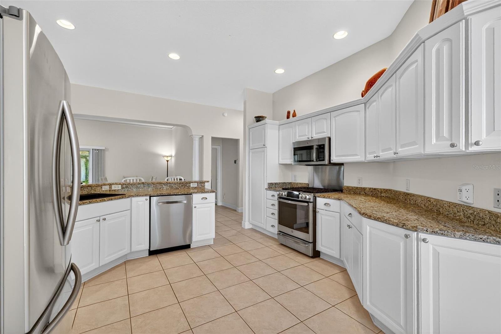 1178 BETHUNE WAY