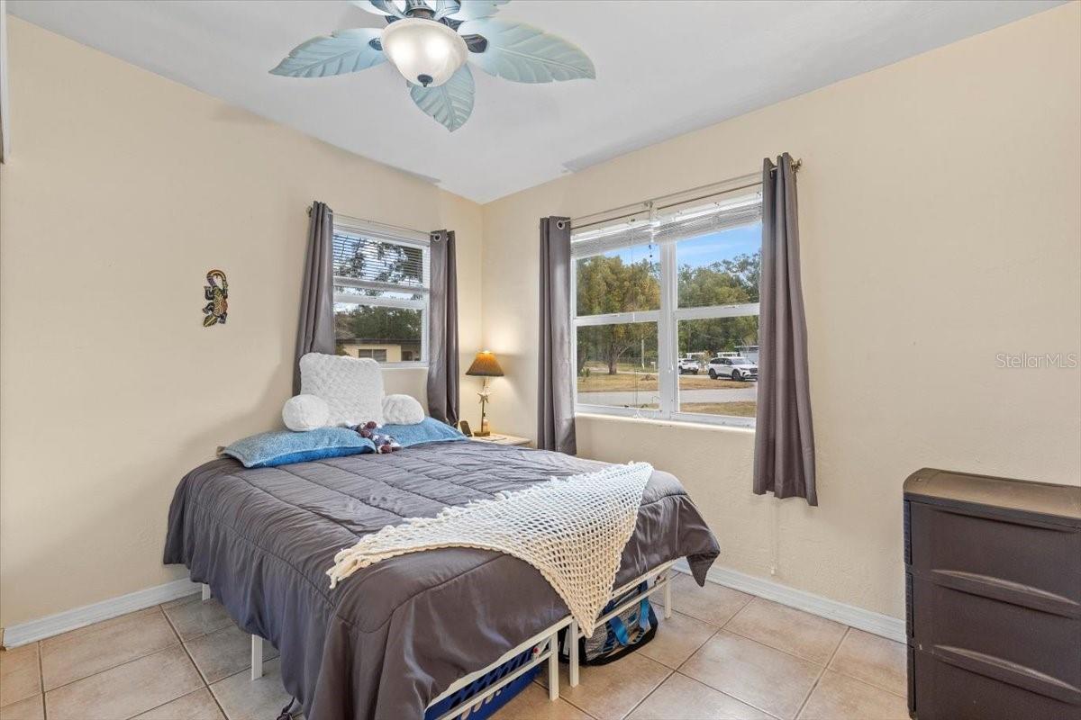 CLIFTON PARK 02 - Residential