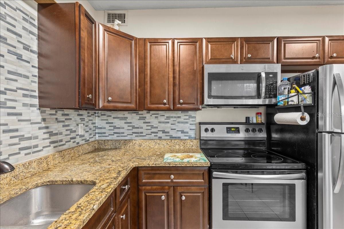 CLIFTON PARK 02 - Residential