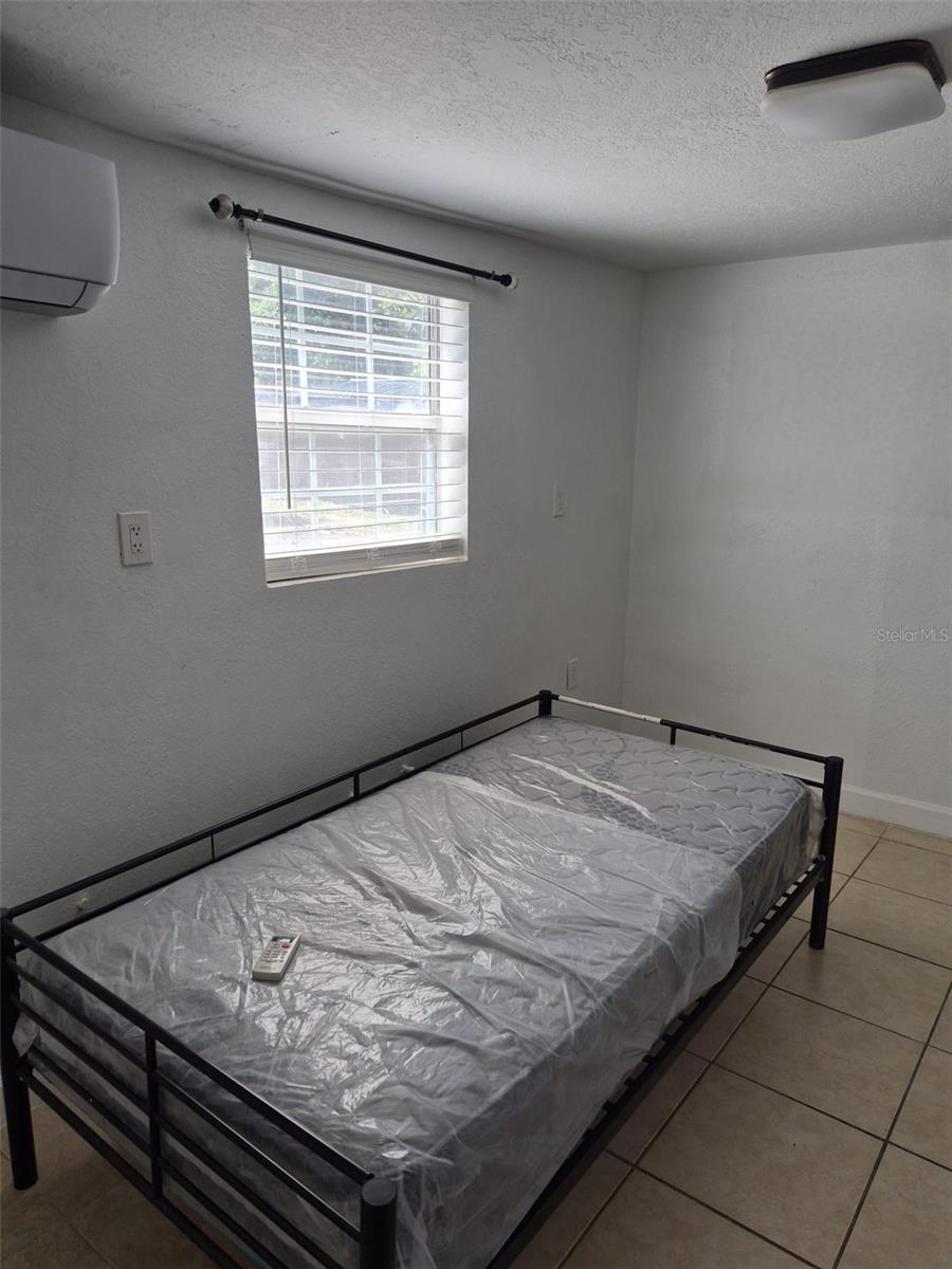 RAMONA PARK - Residential