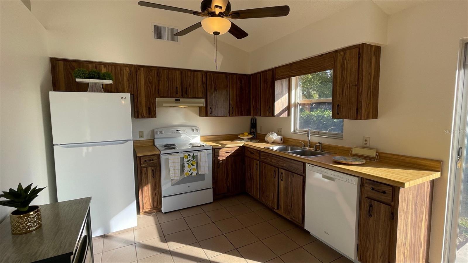 ROLANDO - Residential