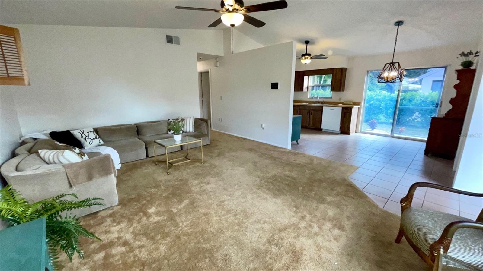 ROLANDO - Residential