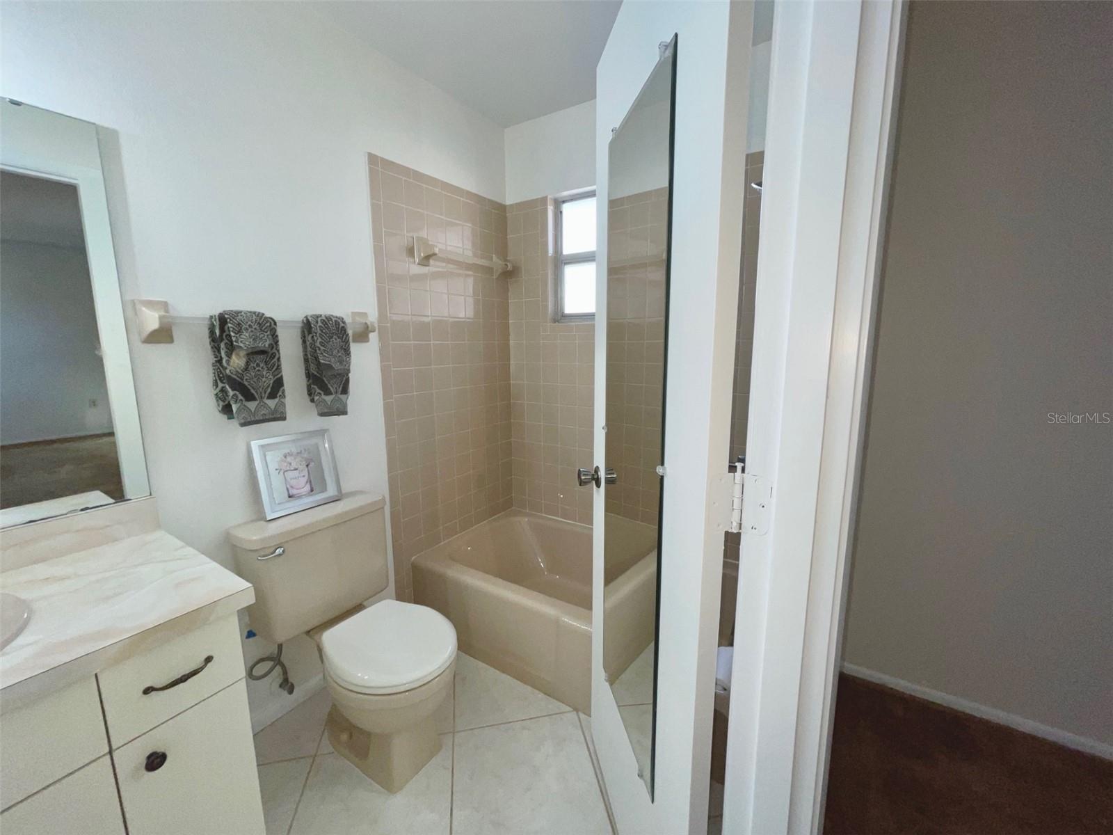 ROLANDO - Residential