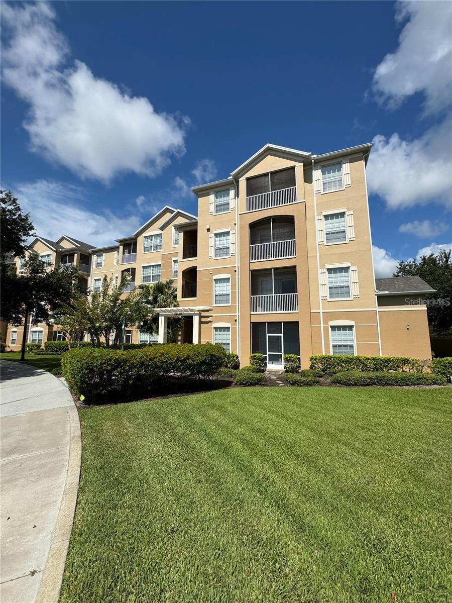 3848 LEXMARK LANE 206
