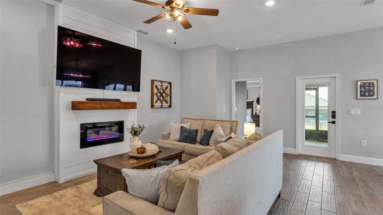 LAKE JULIANA ESTATES - Residential