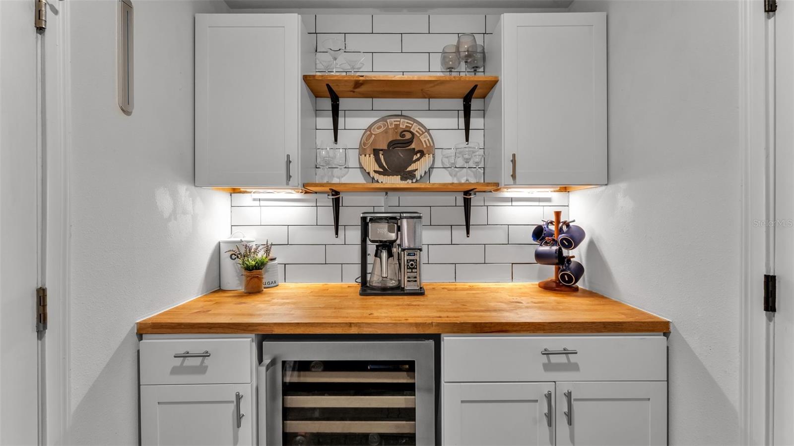 LAKE JULIANA ESTATES - Residential