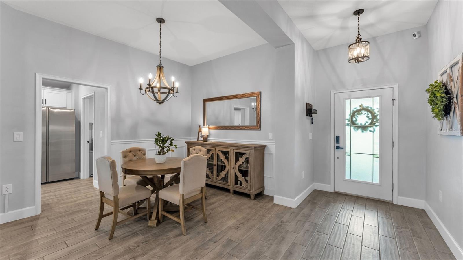 Casas a venda 4 - Jen Dantas 5150 VILLA CREST WAY