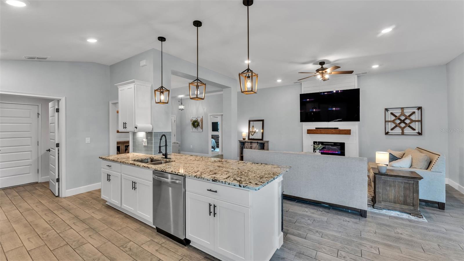 LAKE JULIANA ESTATES - Residential