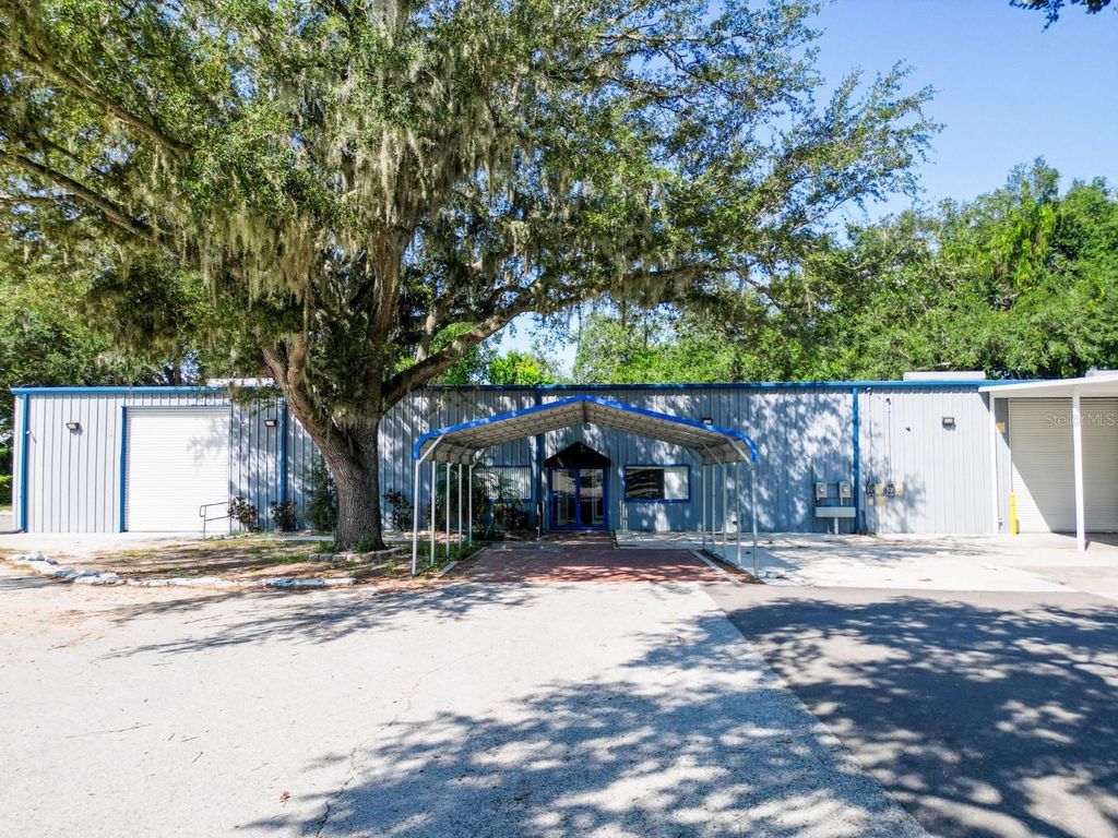 Photo of 112 N Mulrennan Road, Valrico, FL 33594 (MLS # TB8431483)