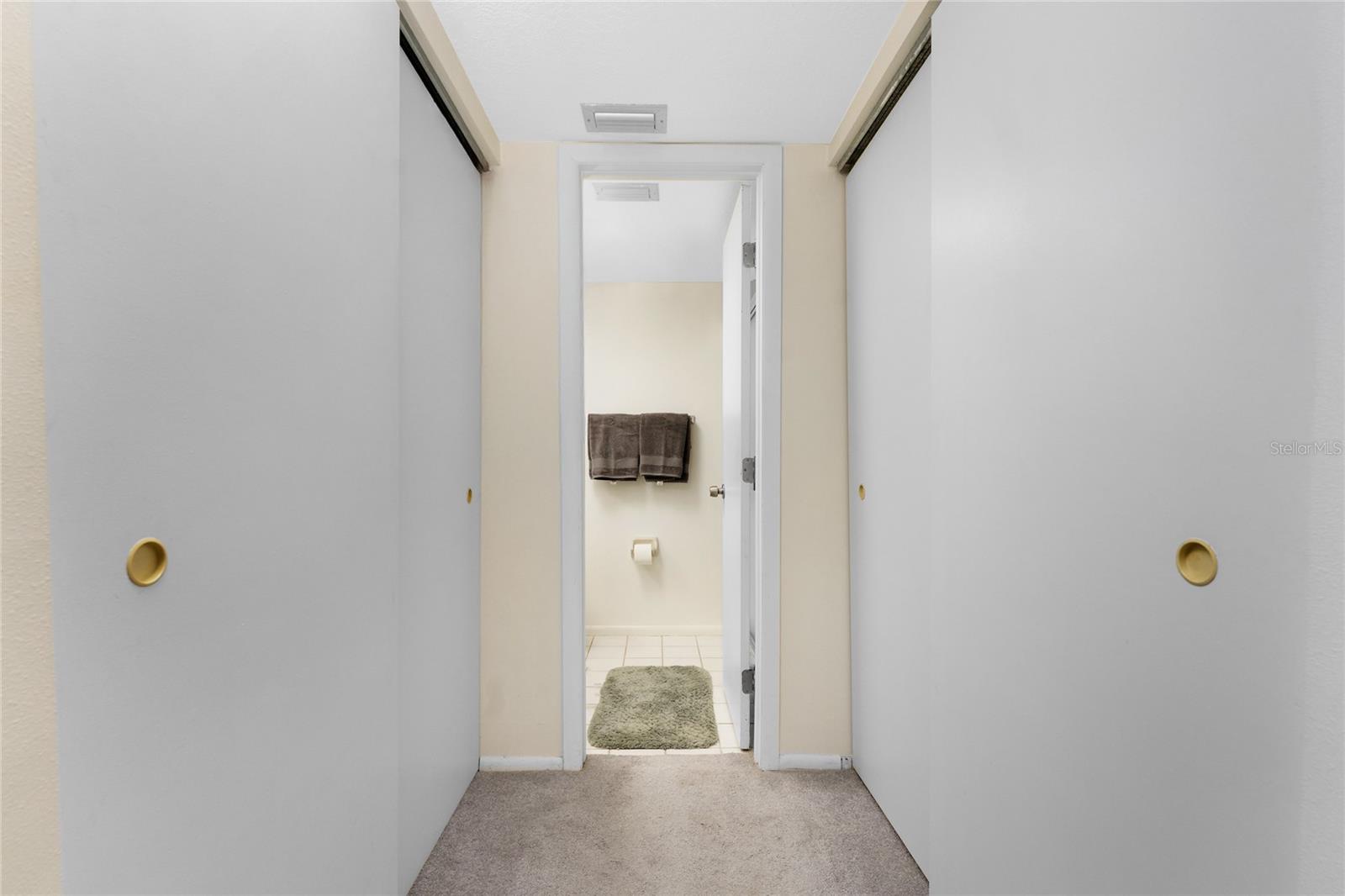 WHITE IBIS - Residential