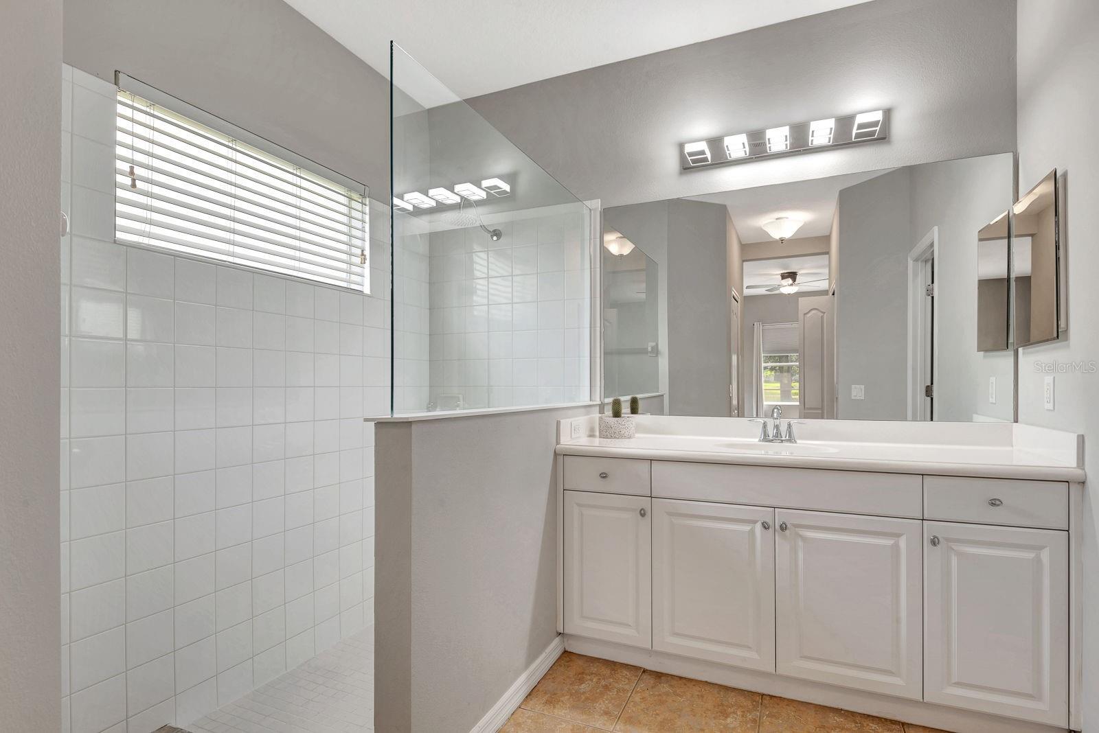 CENTRAL PARK PH B-1 - Residential