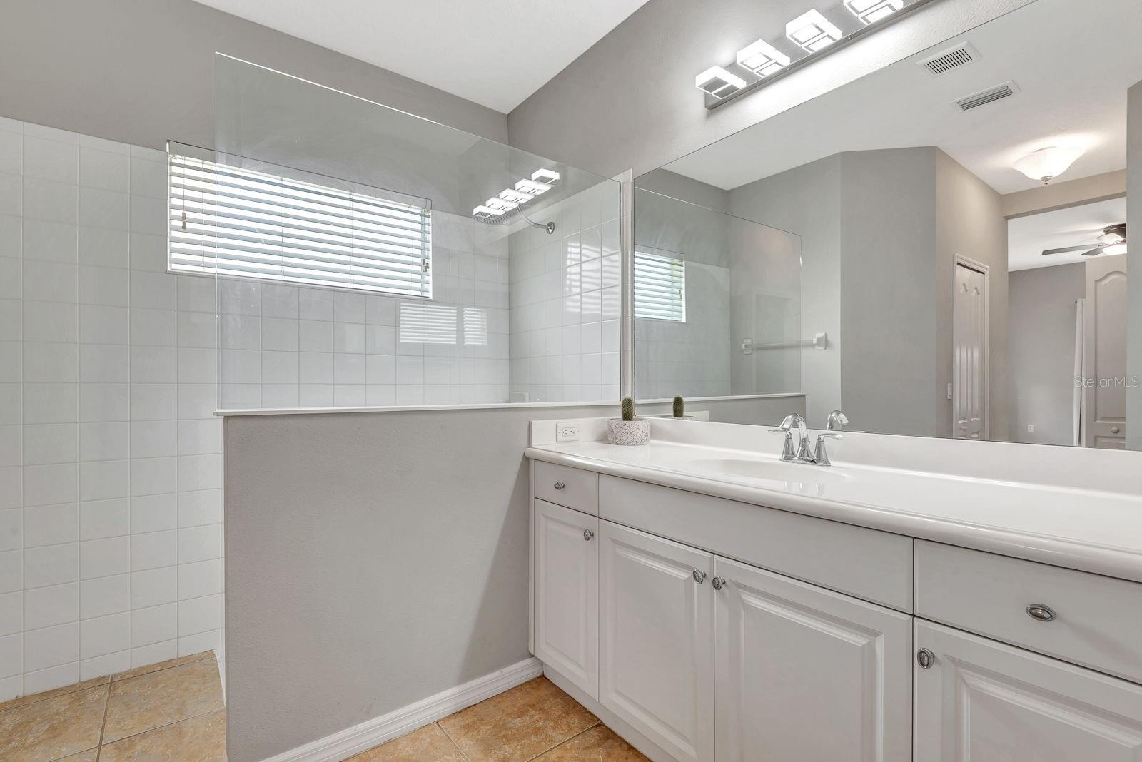 CENTRAL PARK PH B-1 - Residential