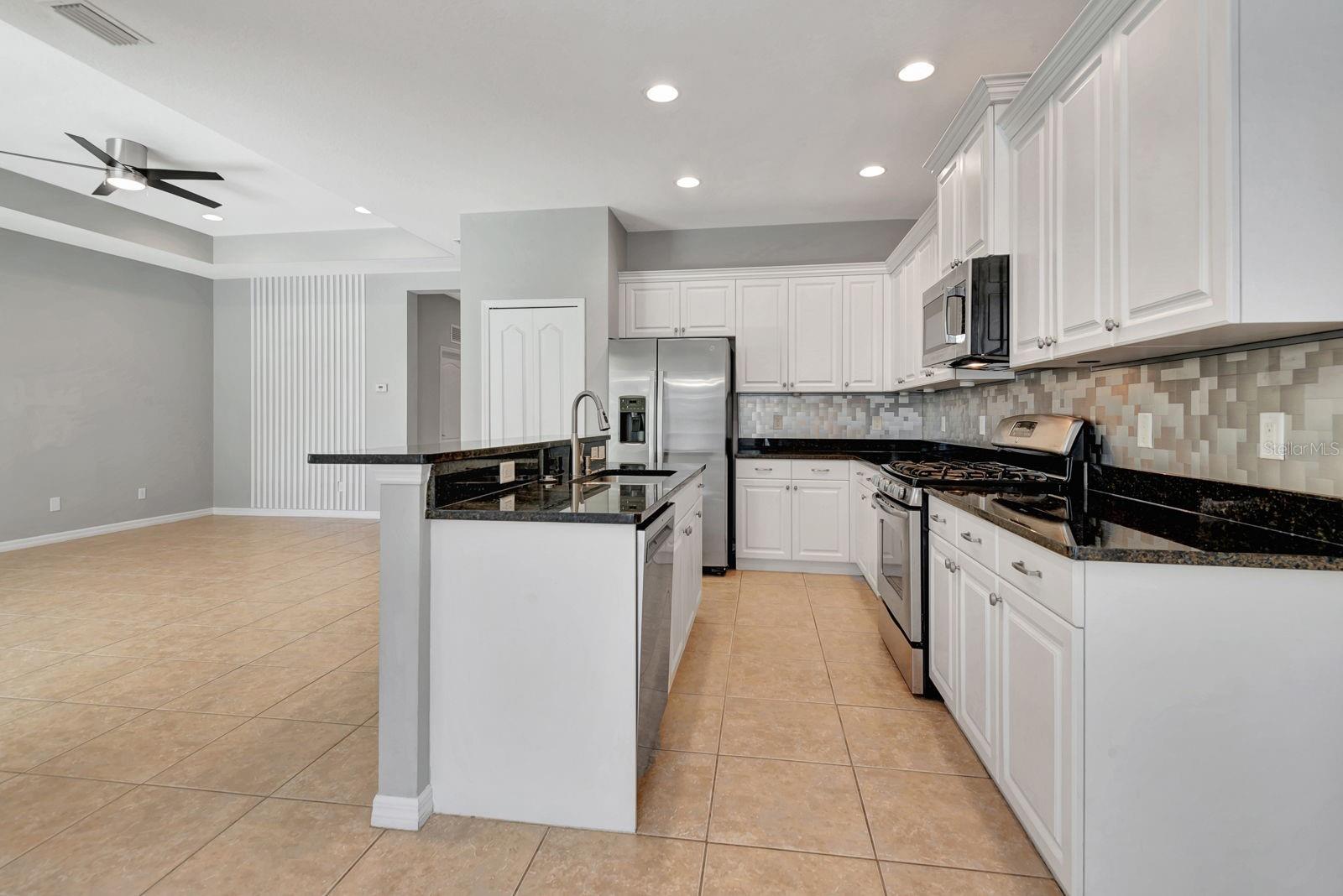 CENTRAL PARK PH B-1 - Residential