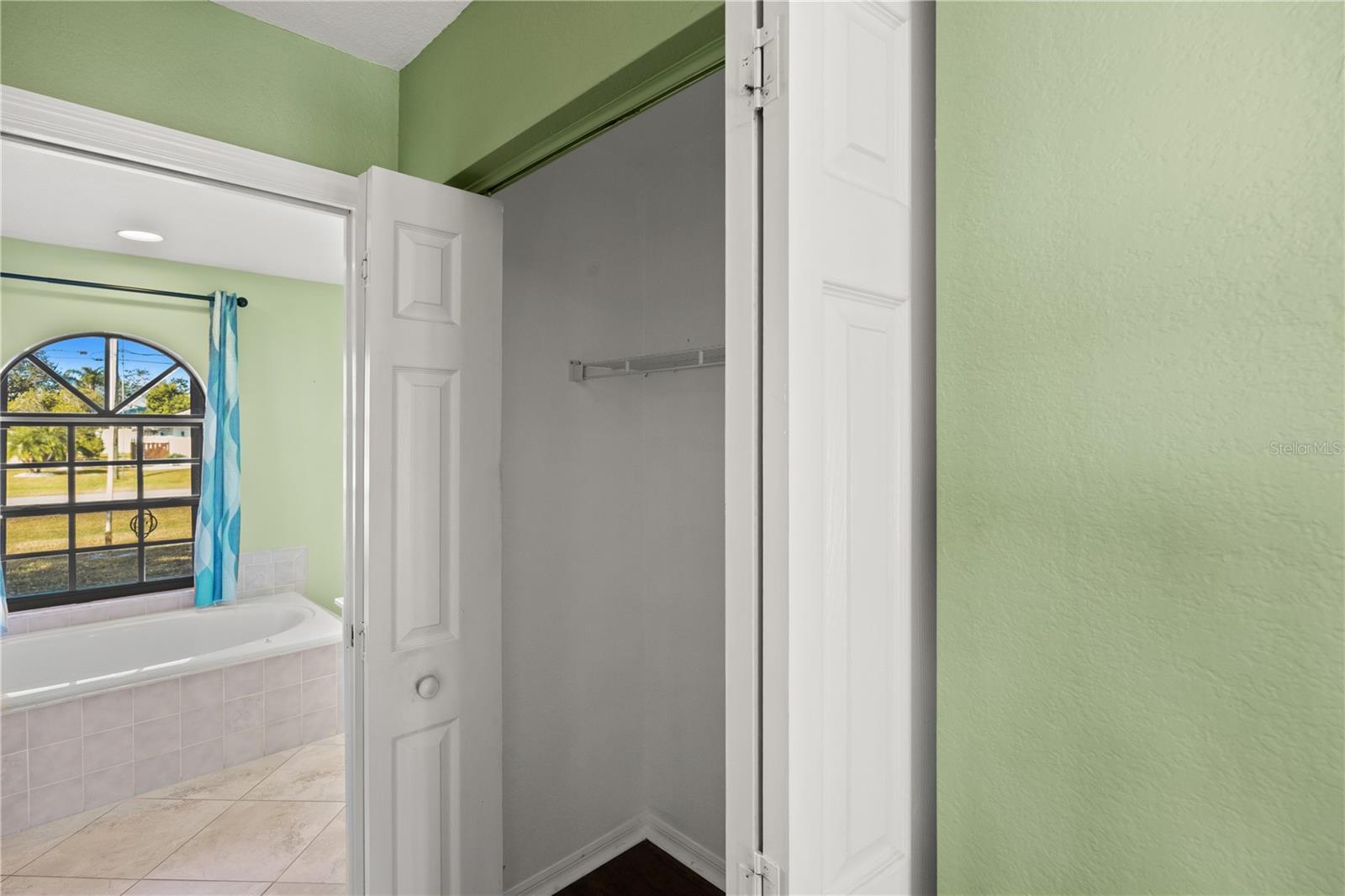 PUNTA GORDA ISLES SEC 23 - Residential