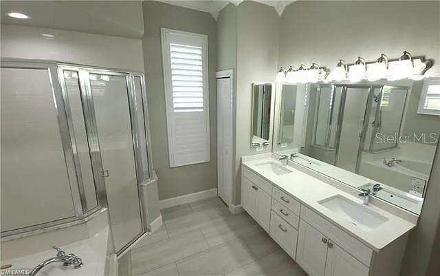 ENCLAVE/LAKES/THREE OAKS - Residential Lease