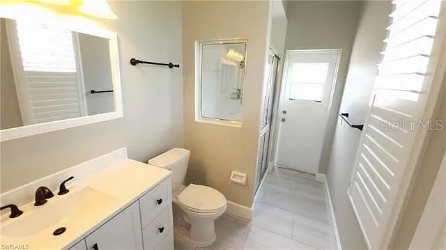 ENCLAVE/LAKES/THREE OAKS - Residential Lease