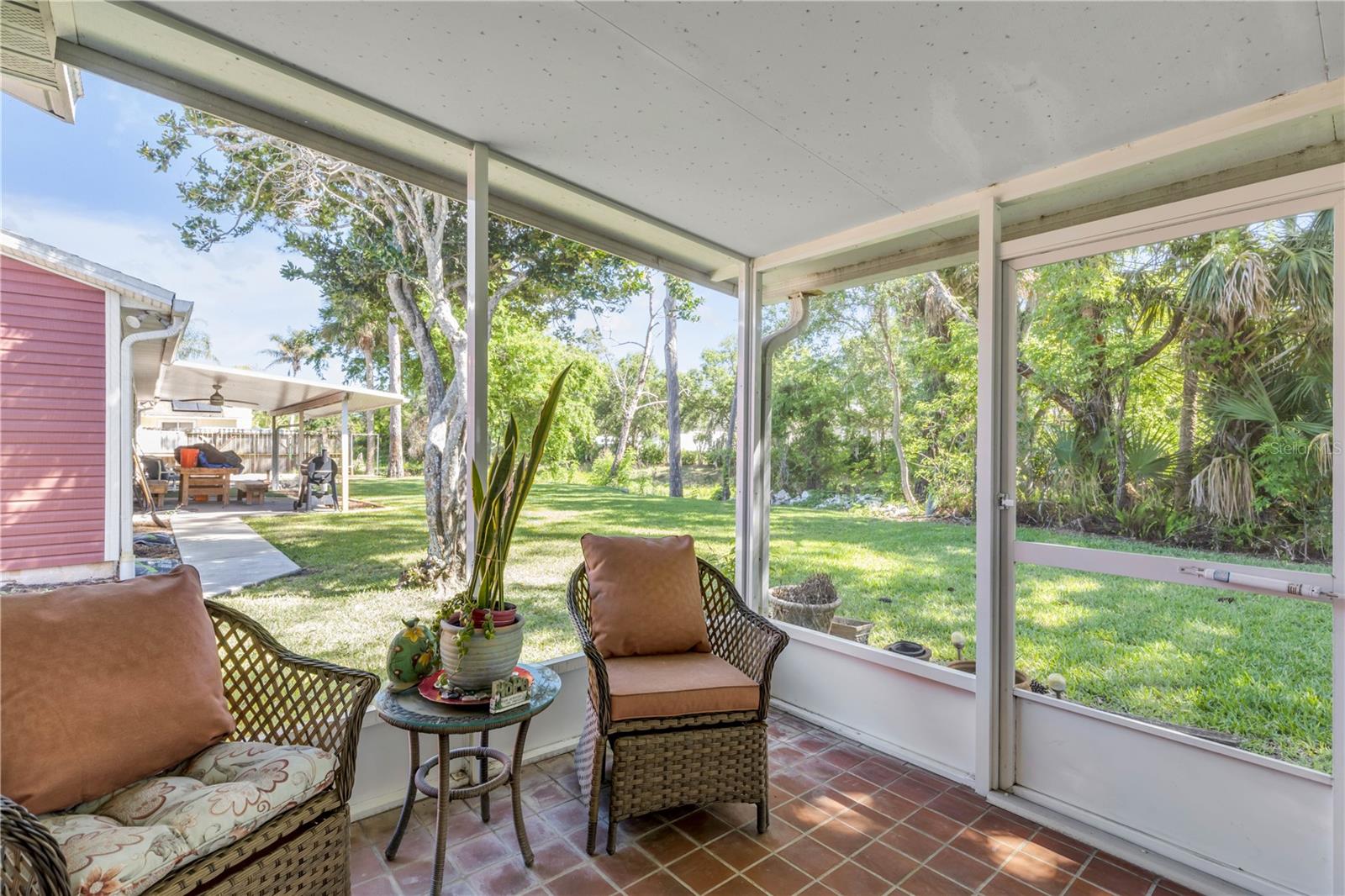 WILLOW RUN UNIT 06 - Residential