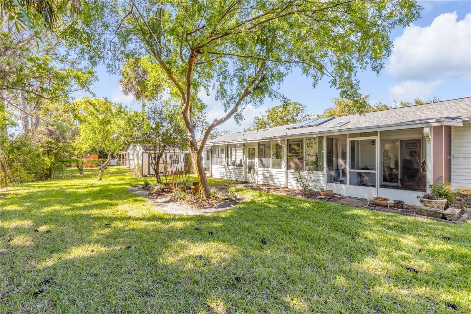 WILLOW RUN UNIT 06 - Residential