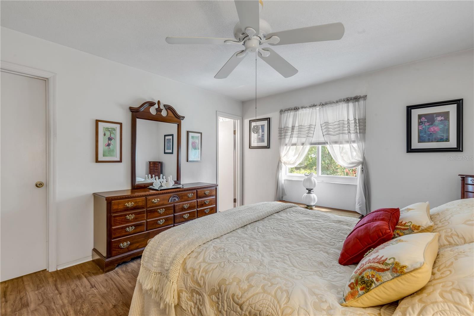 WILLOW RUN UNIT 06 - Residential