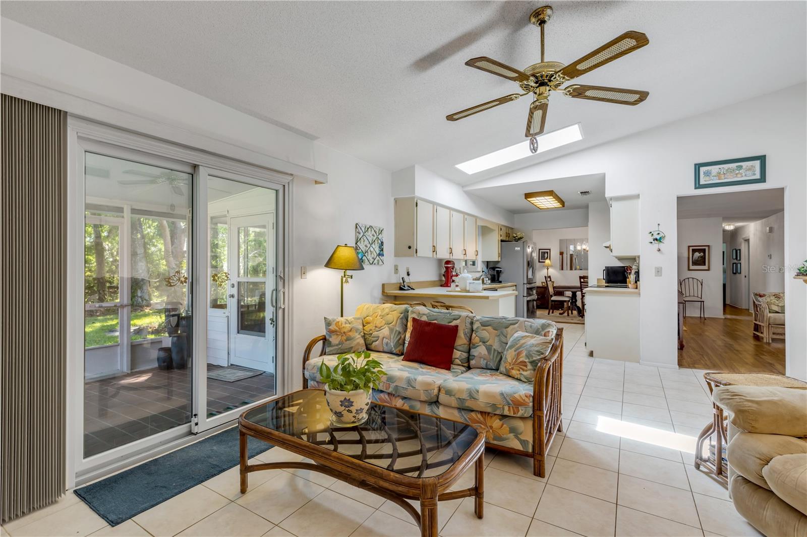 WILLOW RUN UNIT 06 - Residential