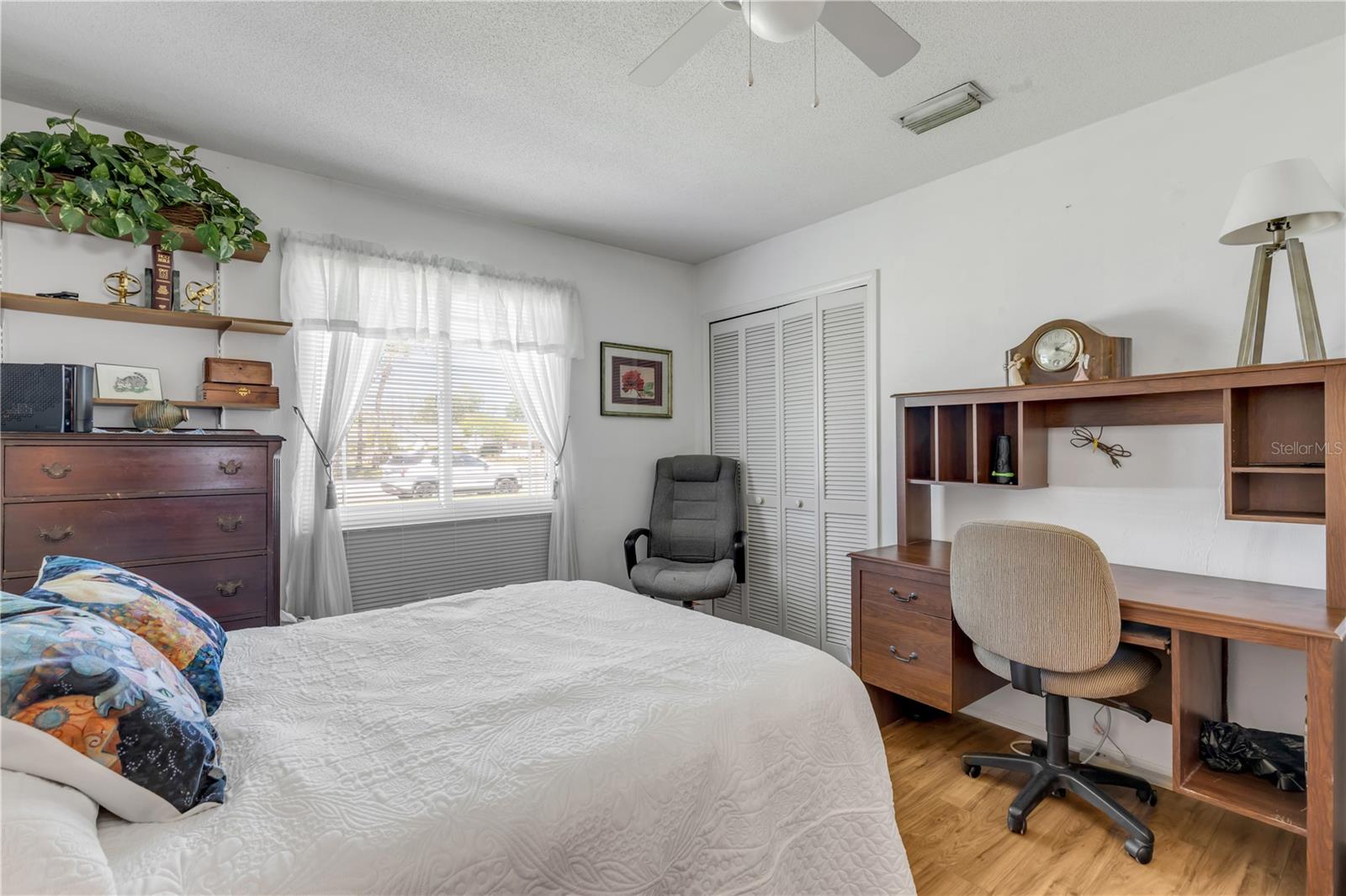 WILLOW RUN UNIT 06 - Residential